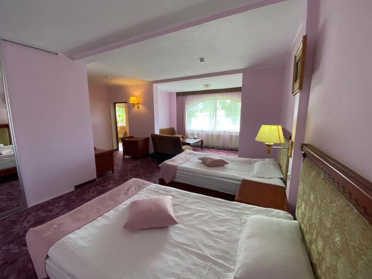 Morelux Boutique Hotel Kapchagay Dış mekan fotoğraf